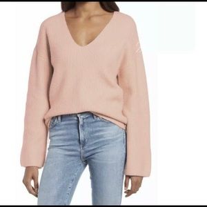 Women's Treasure & Bond V-Neck Rib Stitch Sweater, Size X-Small - Pink NWT.